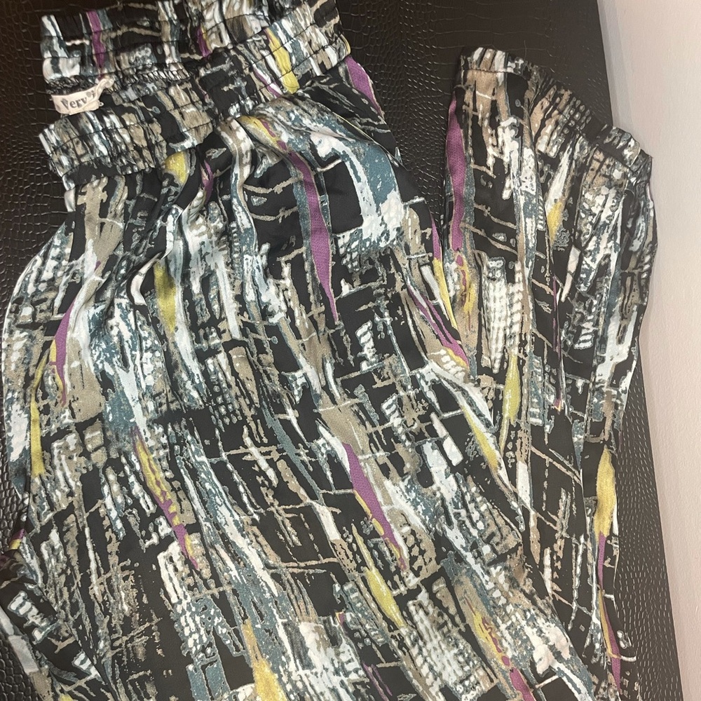 Woman’s multiple color flowing pants